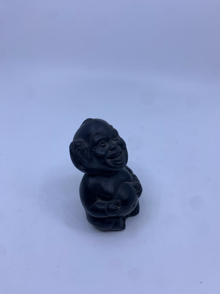 HEAVY BLACK SITTING BUDDAH.