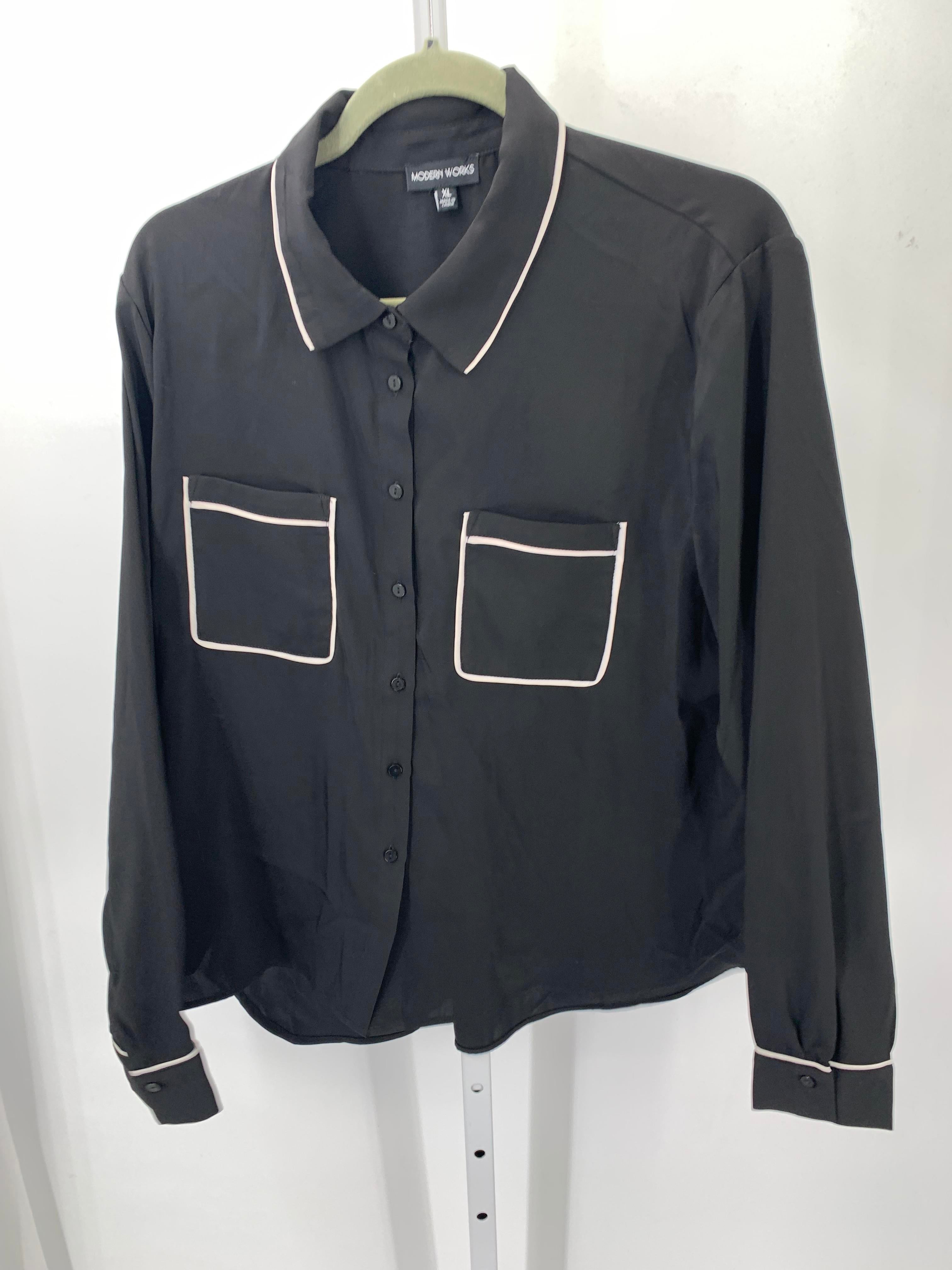 Size Extra Large Misses Long Sleeve Shirt
