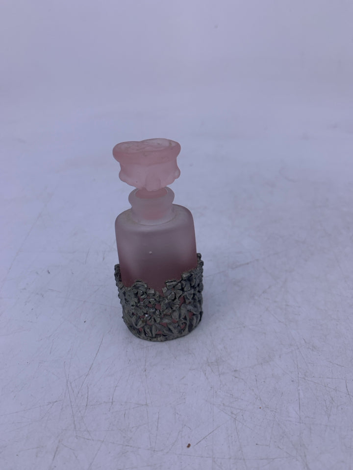 MINI PINK FROSTED GLASS PERFUME BOTTLE W/ METAL CASE IN BAG.