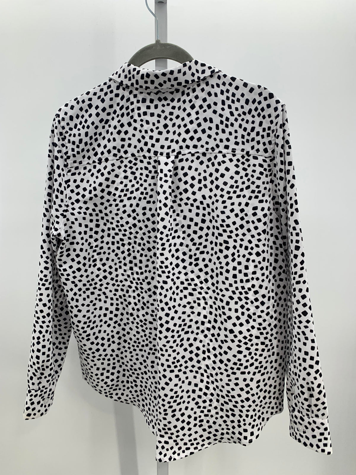 Alfani Size Medium Misses Long Sleeve Shirt