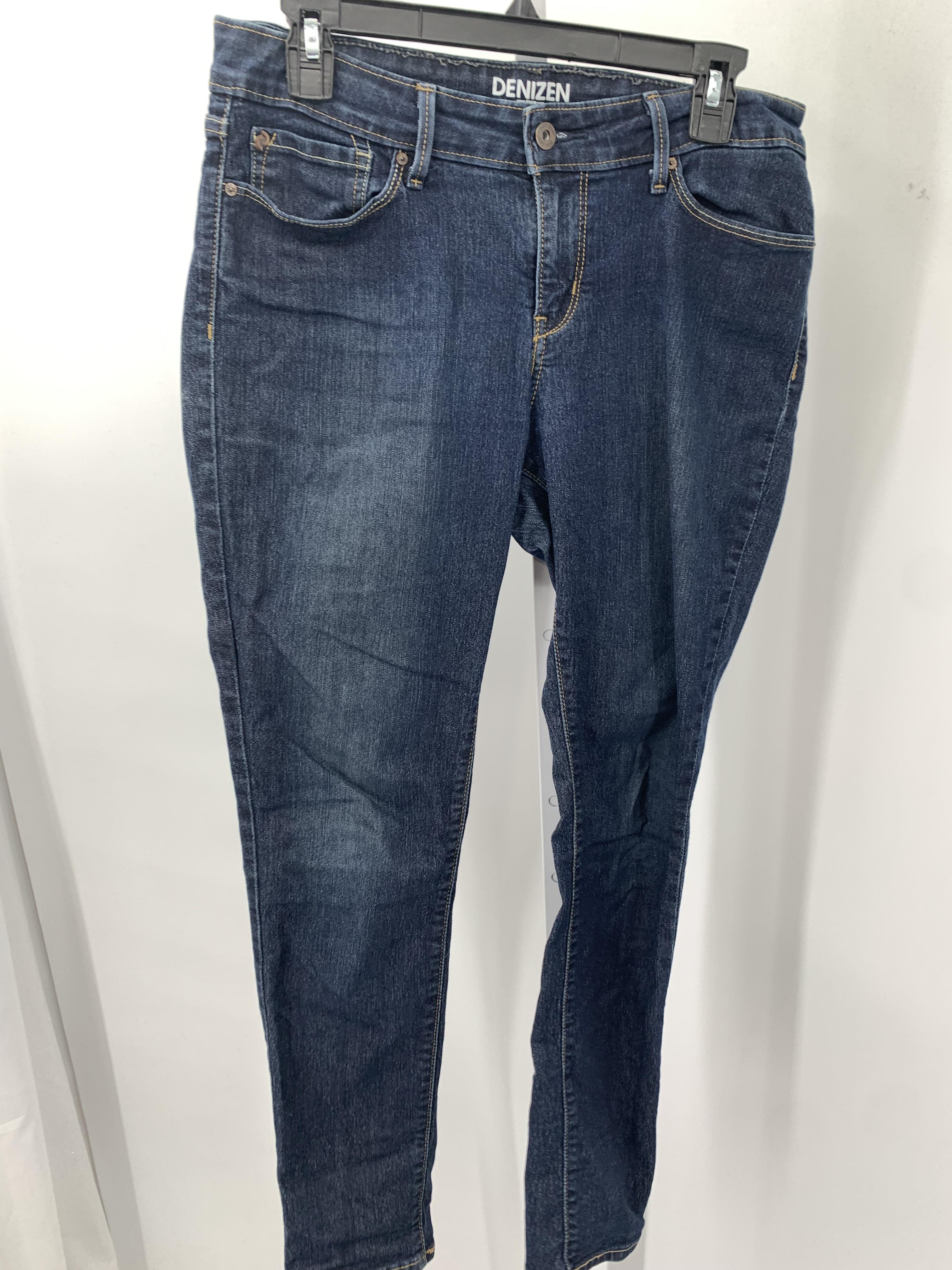 Levis Size 8 Misses Jeans