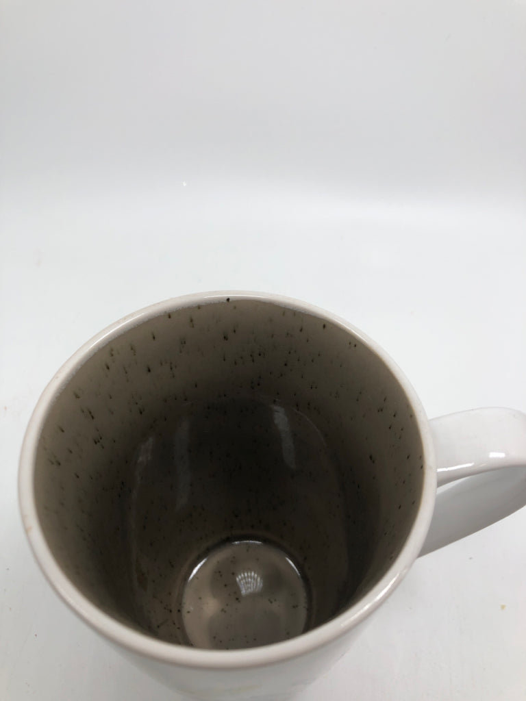 YELLOW BUTTERFLY MUG.