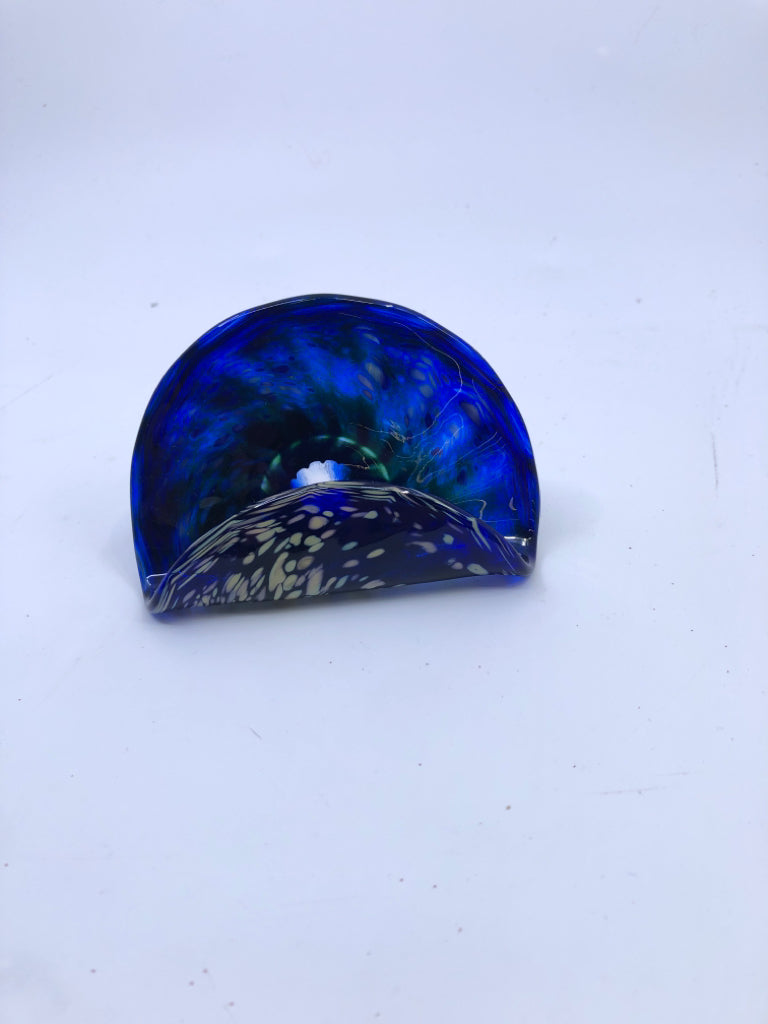 FAN SHAPED BLUE BLOWN GLASS CARD HOLDER.