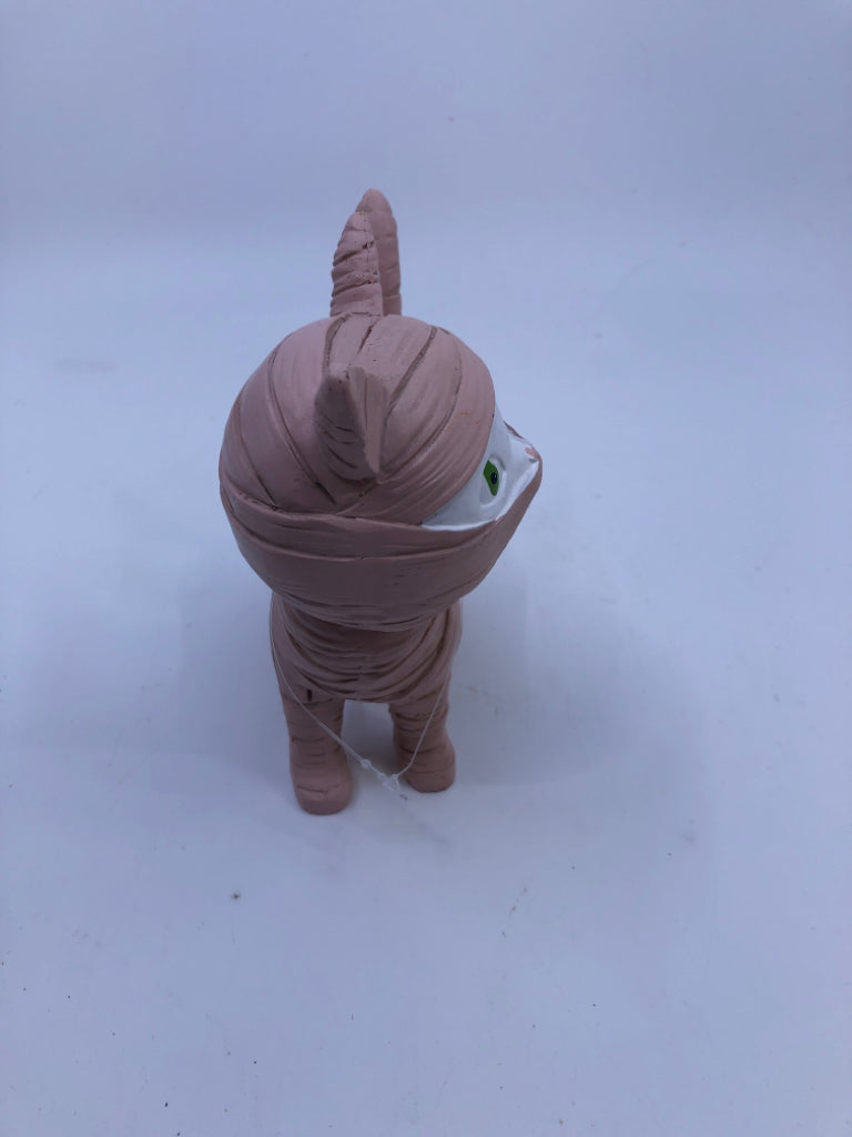 PINK MUMMY CAT.
