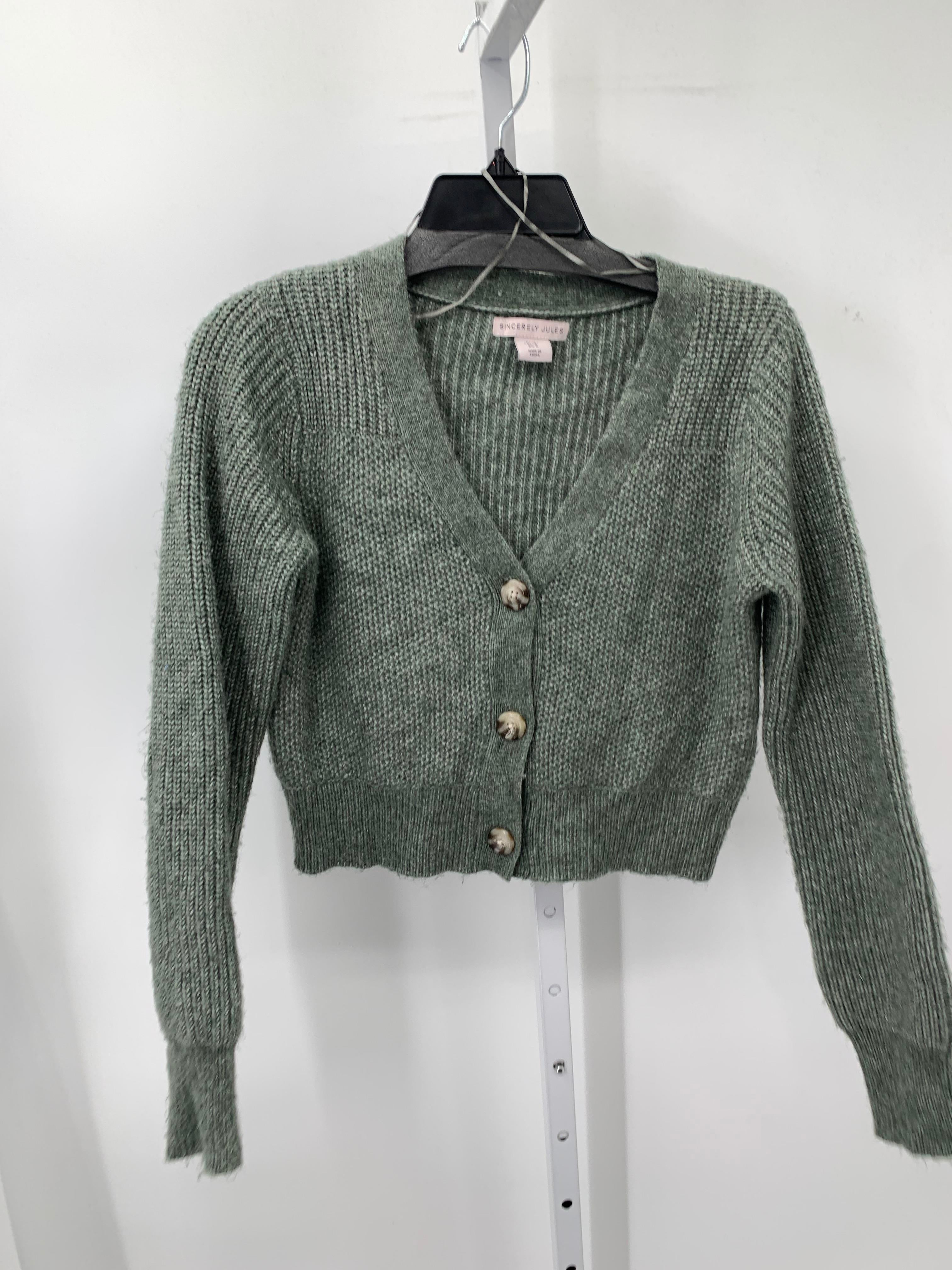 Size Small Juniors Long Sleeve Sweater