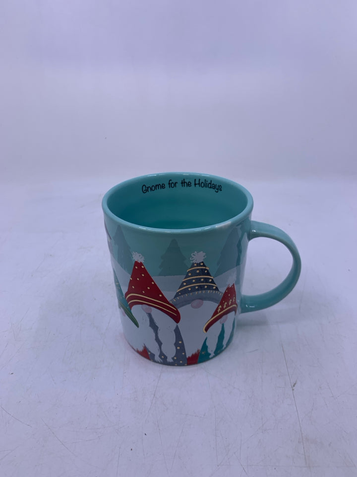 GNOME FOR THE HOLIDAYS MUG