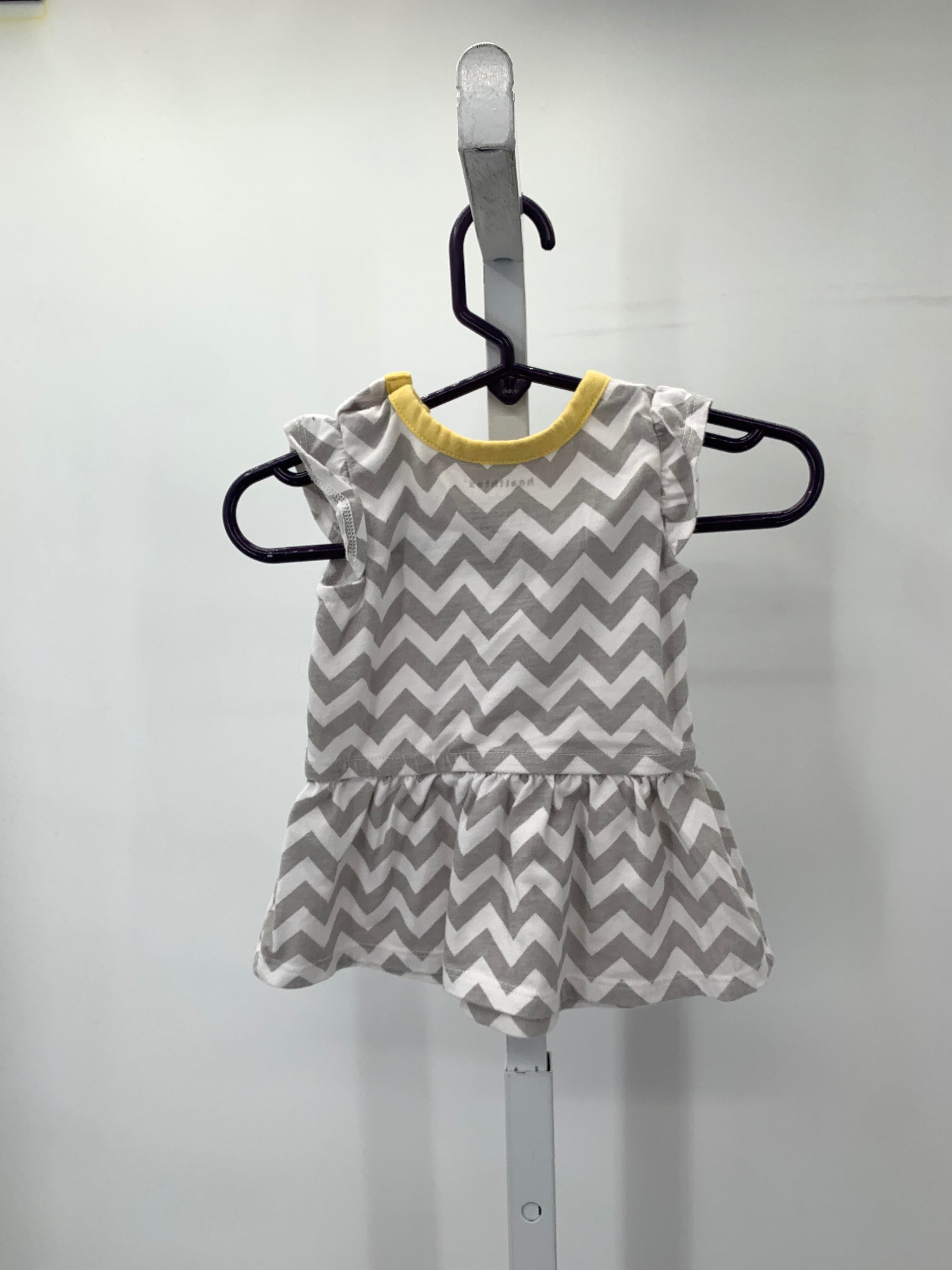 Healthtex Size 0-3 months Girls Short Sleeve Dress