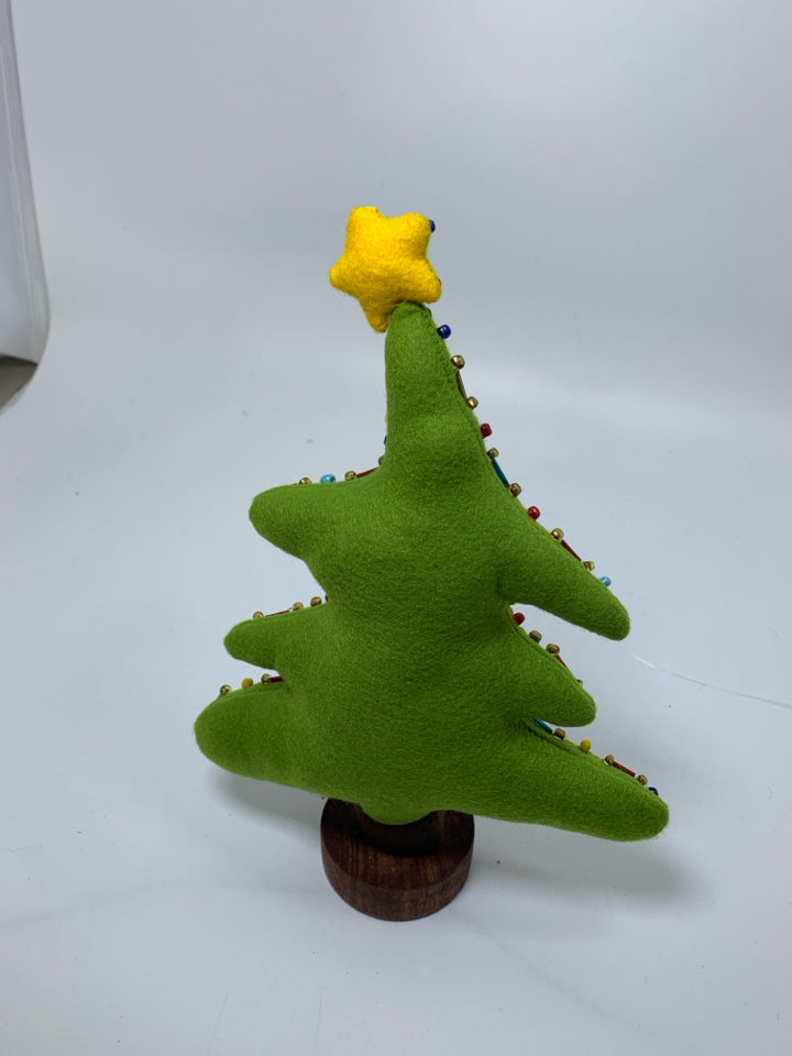 GREEN BEADED FELT PUFF TREE.
