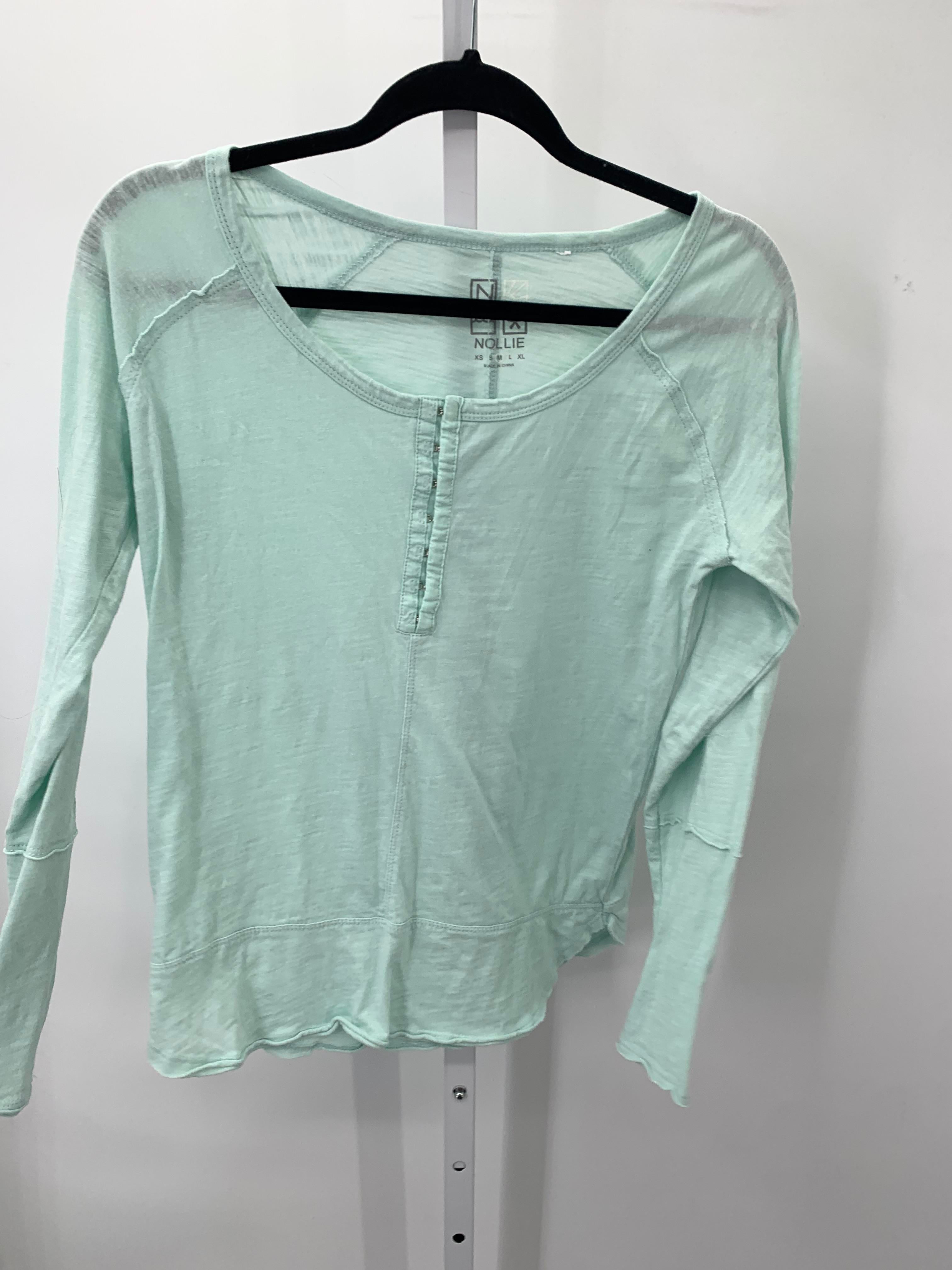 Nollie Size Medium Juniors Long Sleeve Shirt