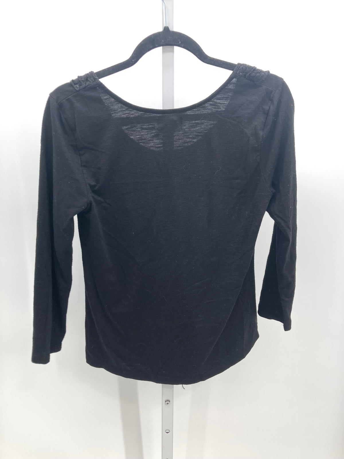 Size Medium Misses 3/4 Sleeve Shirt