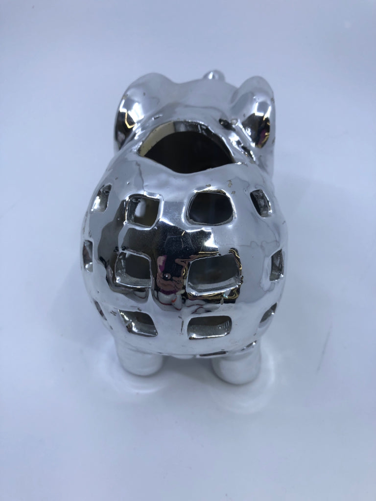 SILVER PIERCED ELEPHANT TEAL LIGHT HOLDER.