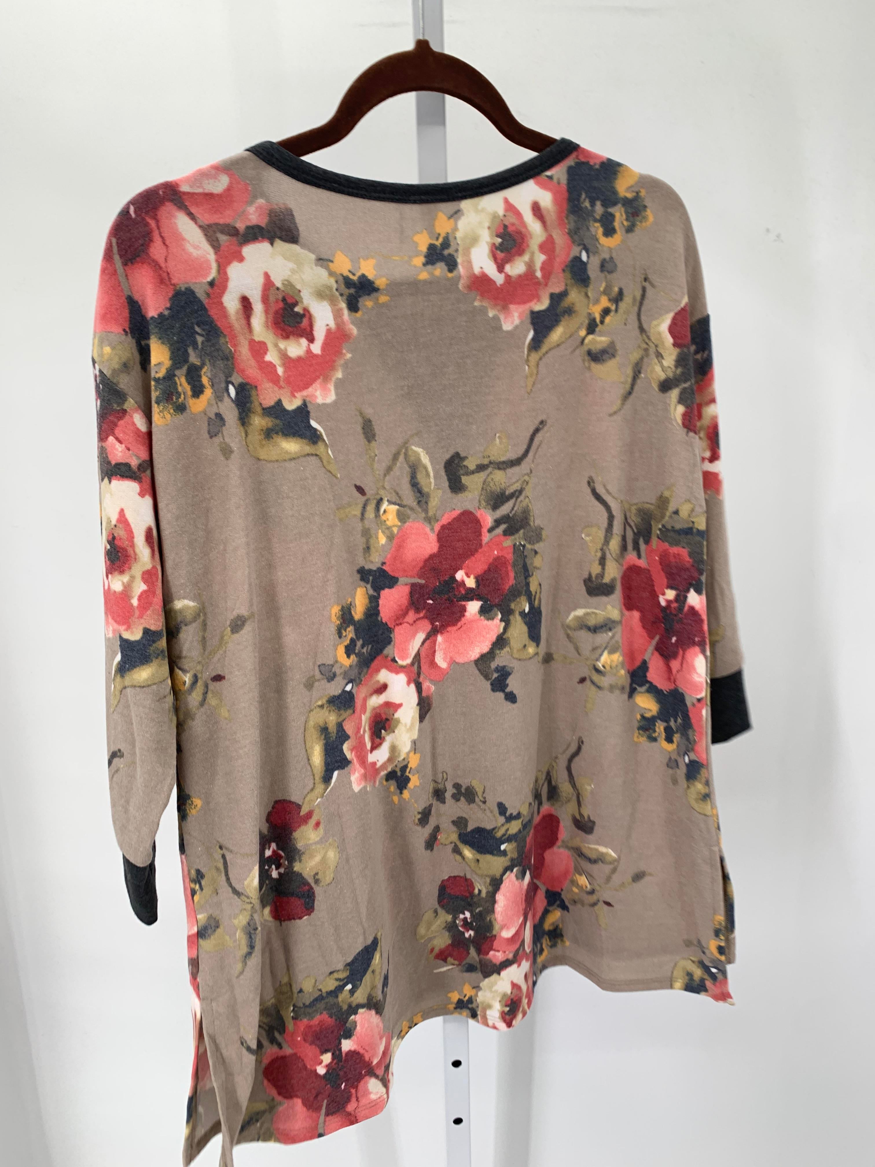 Size Large Misses 3/4 Sleeve Shirt