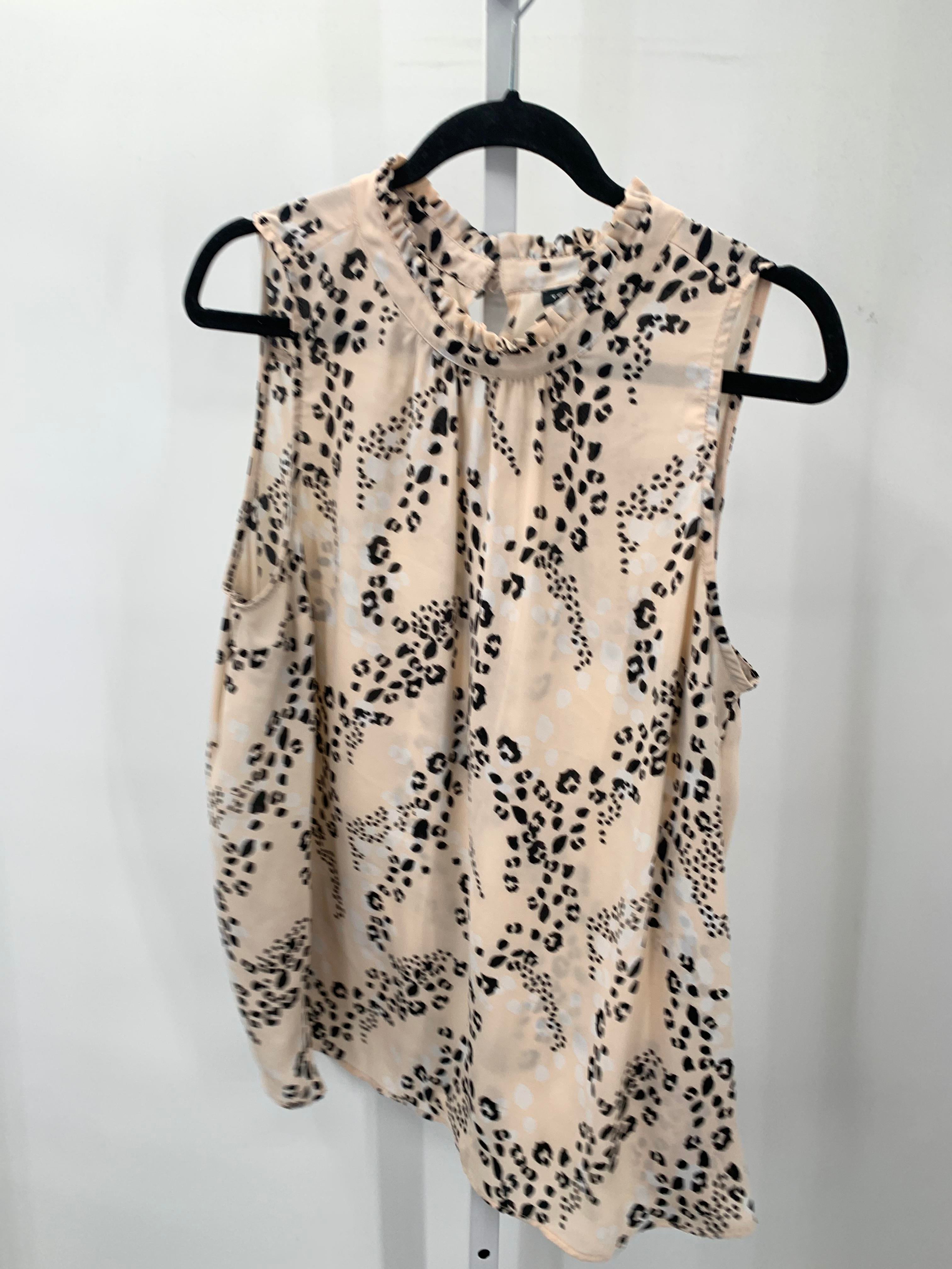 Torrid Size 2X Womens Sleeveless Shirt