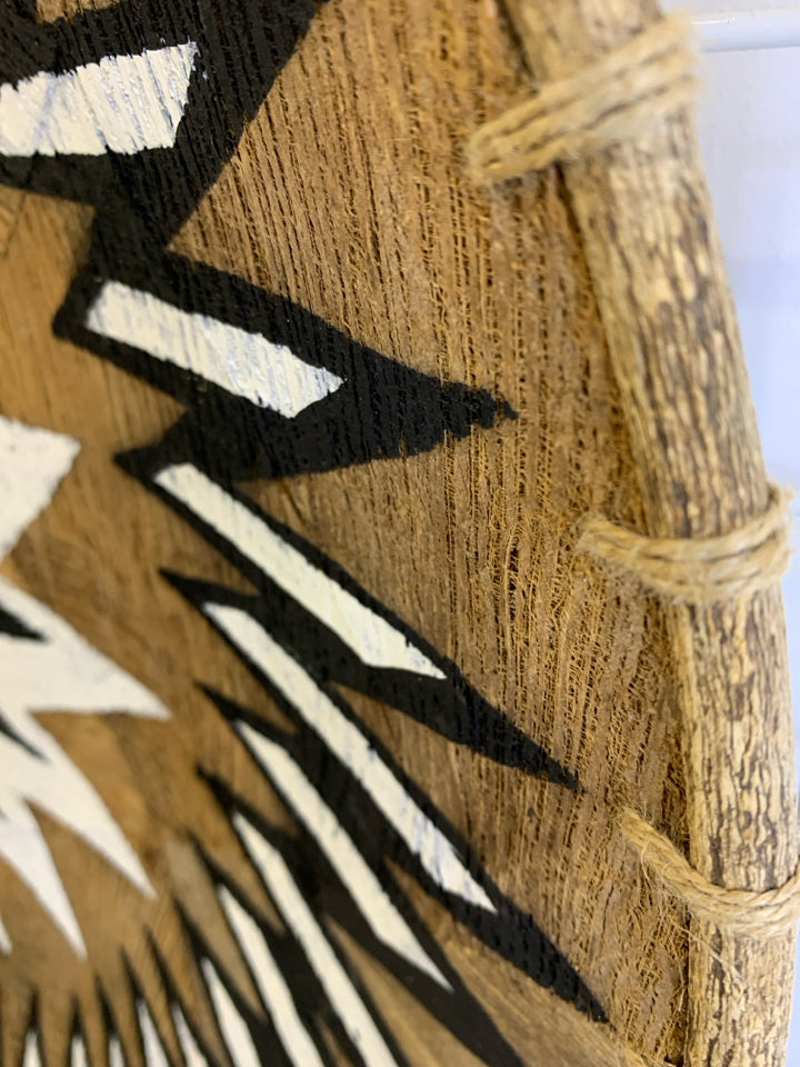 B&W PAINTED HAND WOVEN FLAT BASKET.