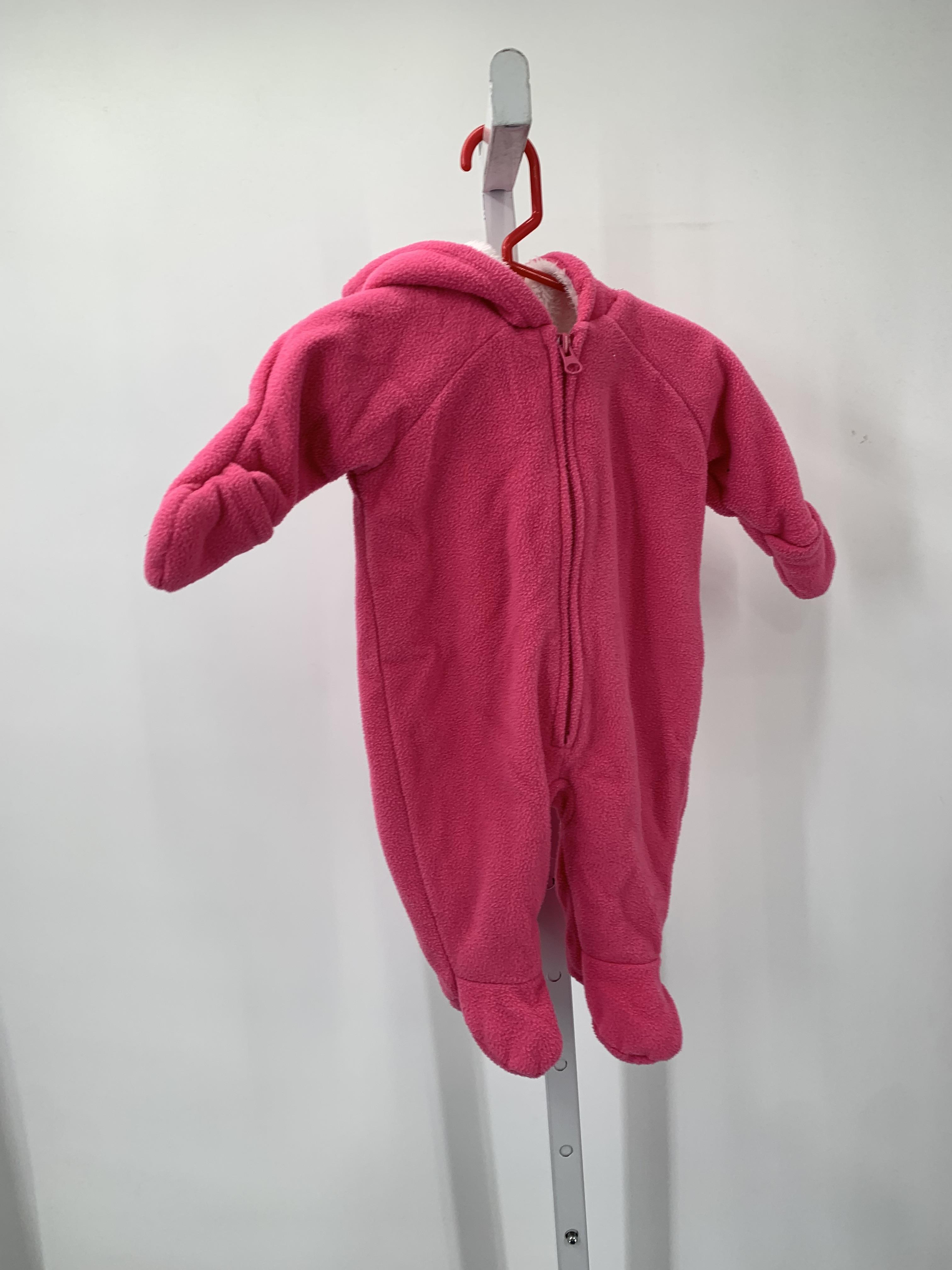 Old Navy Size 0-3 months Girls Snow Suit