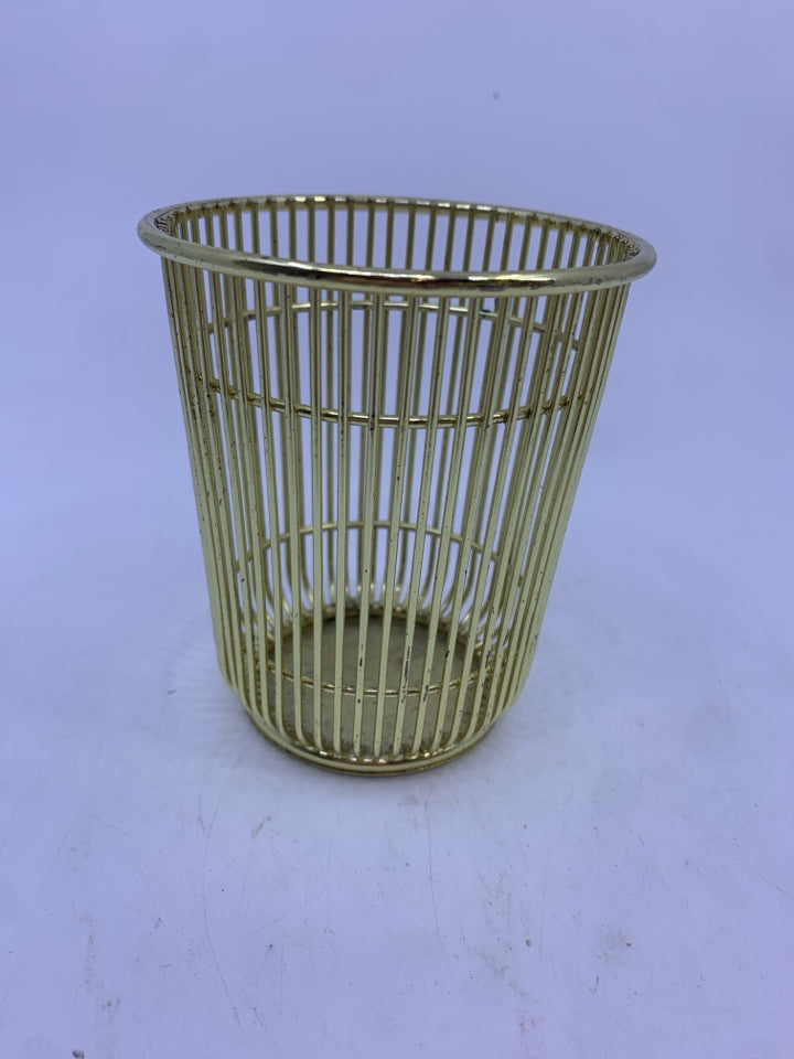 GOLD METAL PENCIL CUP.