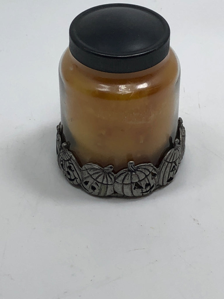 GRANDMAS KITCHEN CANDLE IN METAL PUMPKIN HOLDER.
