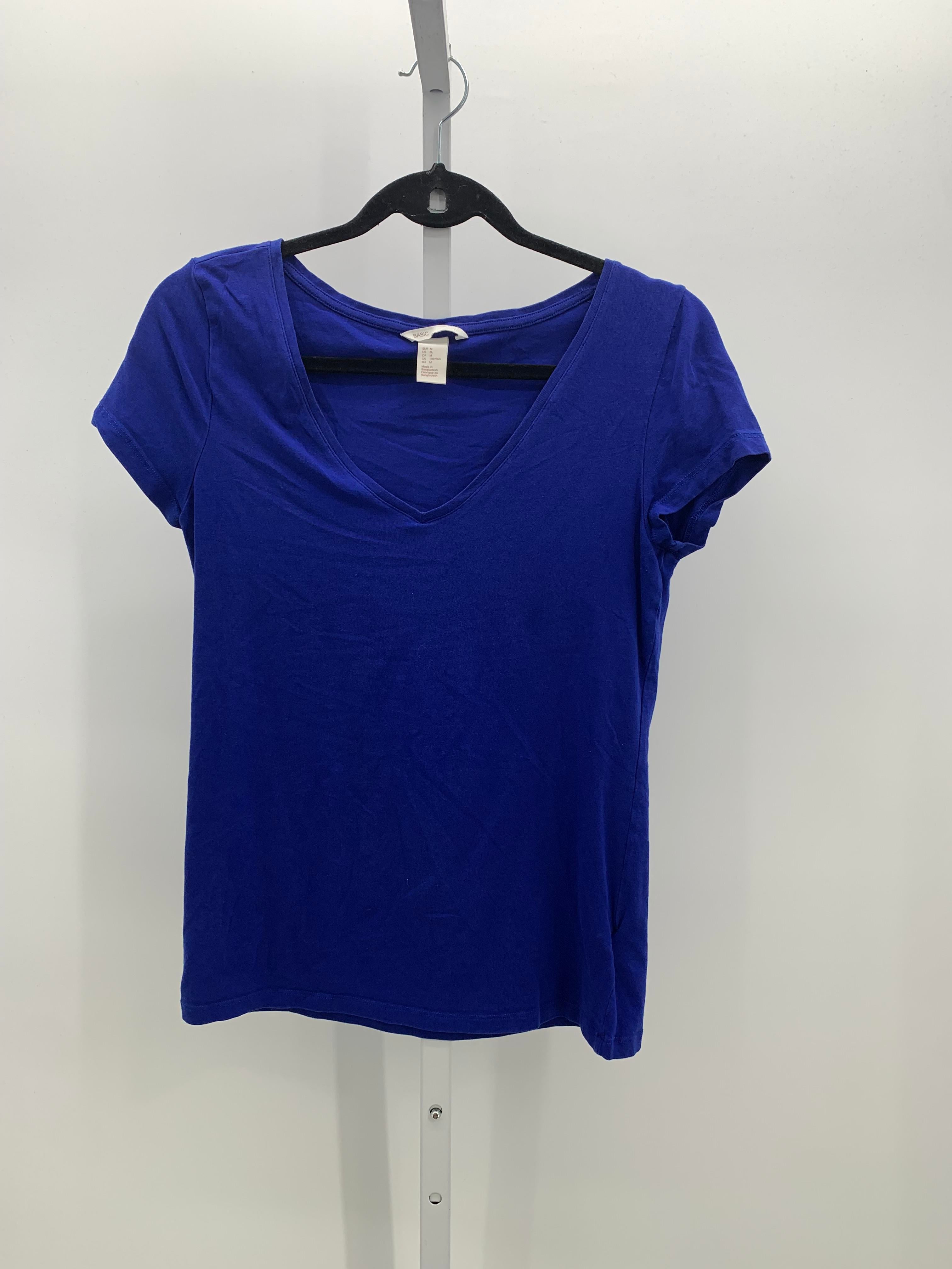 H&M Size Medium Misses Short Sleeve Shirt