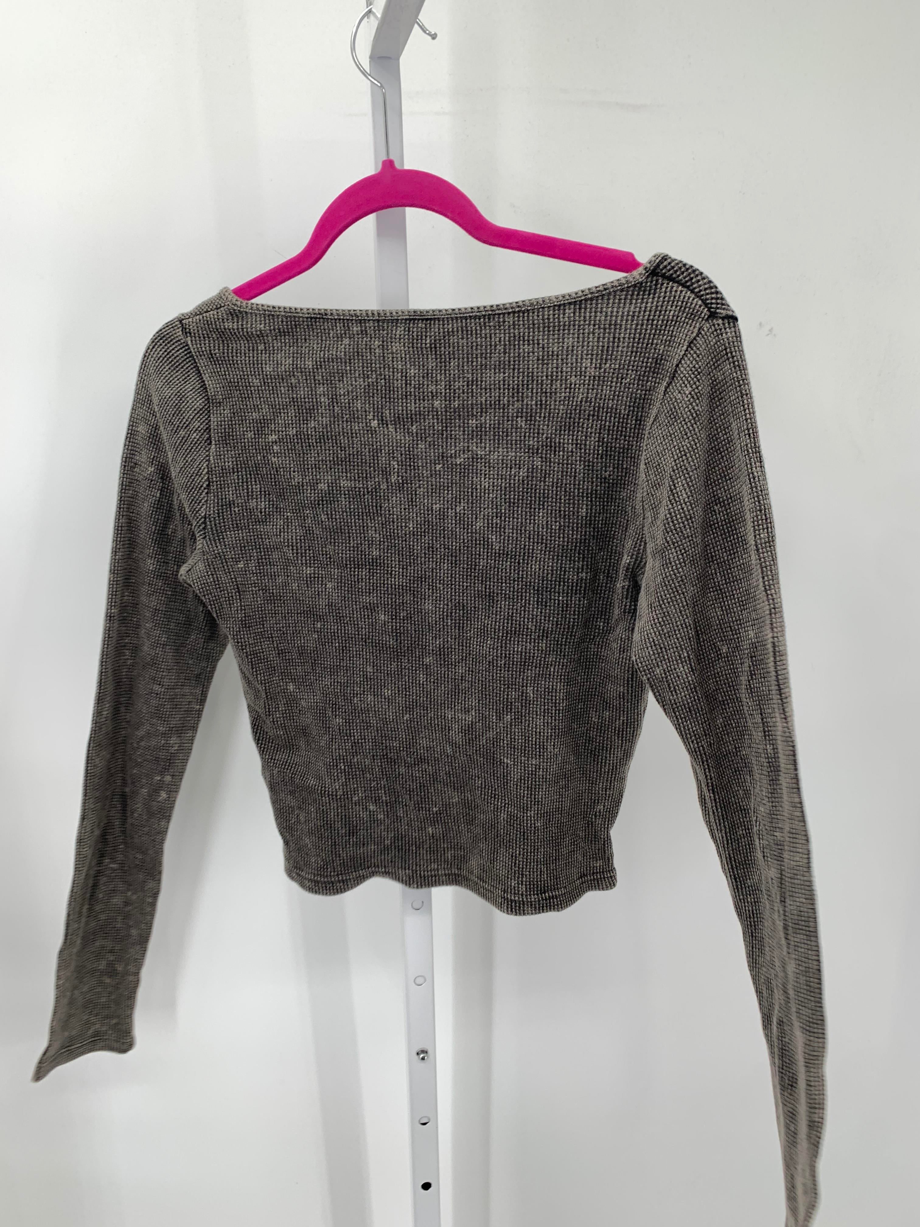 PINK Size Medium Juniors Long Sleeve Shirt