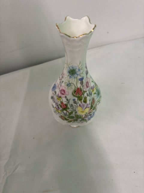 WILD TUDOR FLOWERS BUD VASE.