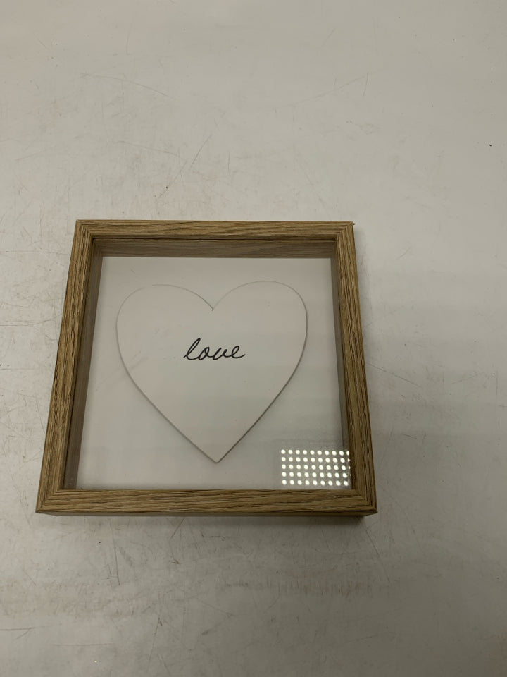 SHADOW BOX LOVE W/ HEART SIGN.