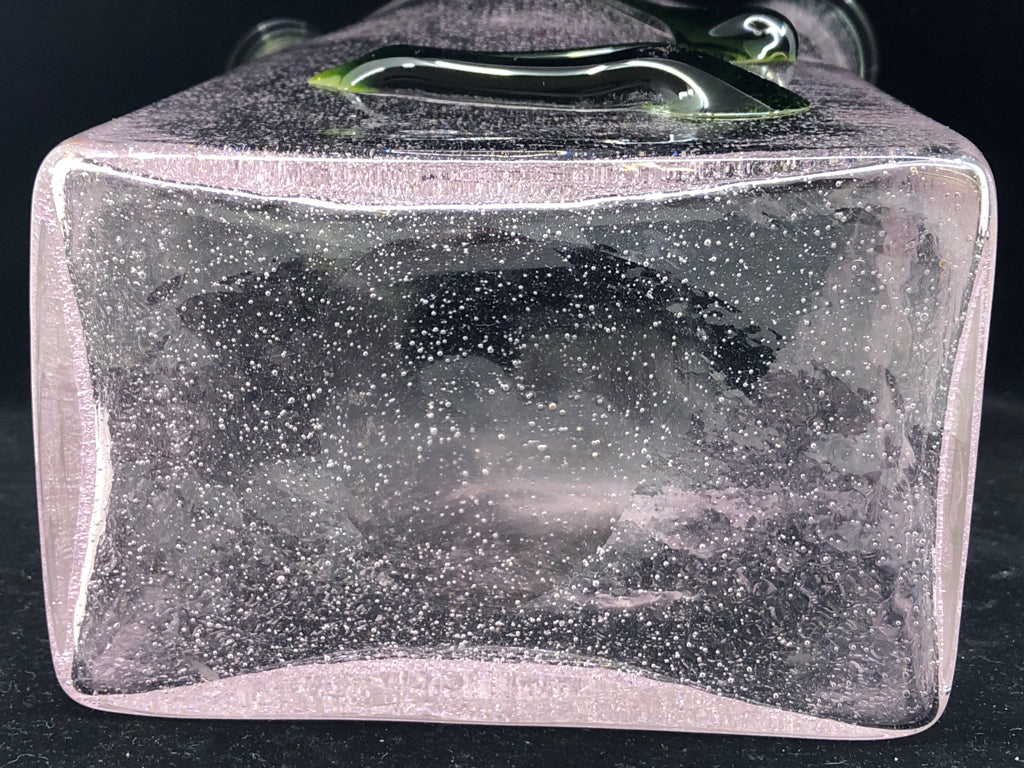 LARGE PINK BLOWN GLASS BUBBLE SQUARE HANDKERCHIEF VASE W/ GREEN EMBOSSED ZIGZAG.