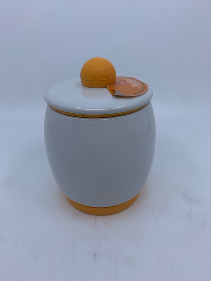 WHITE ORANGE EGG COOKER.