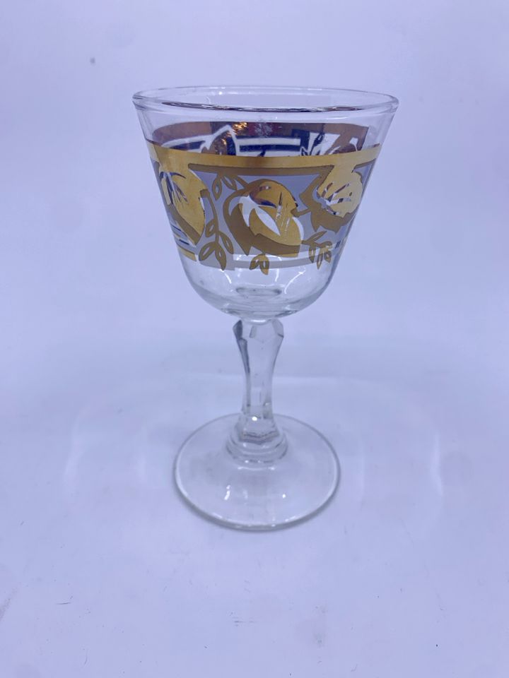 4 VTG GOLD LEAVES W FROSTED ACCENTS WINE GLASS GLASSES.