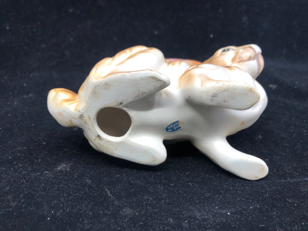 VTG TAN CERAMIC BUNNY FIGURE.