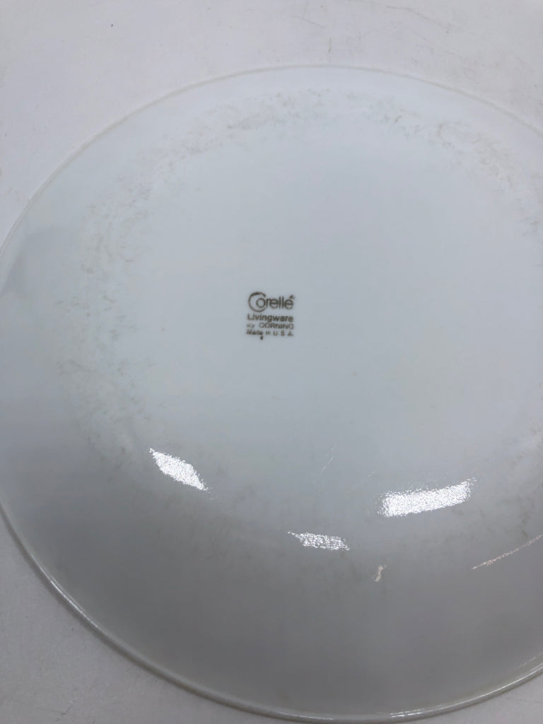 4 BUTTERFLY GOLD PATTERN LUNCH PLATES.