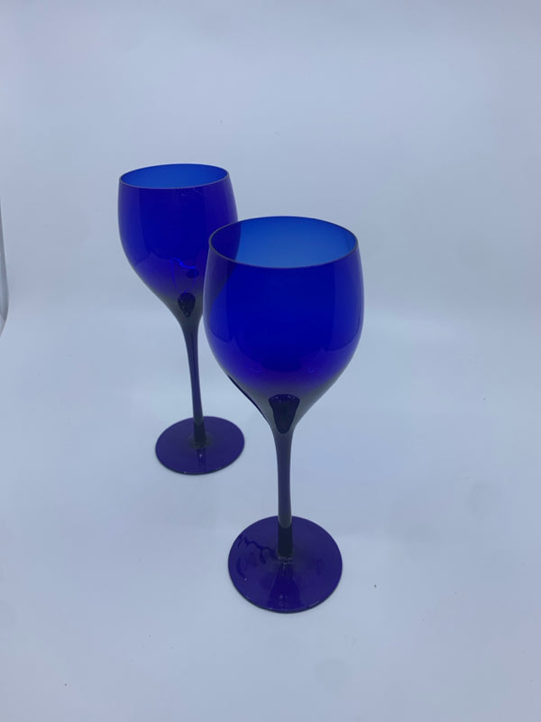 2 COBALT BLUE WINE GLASSES.