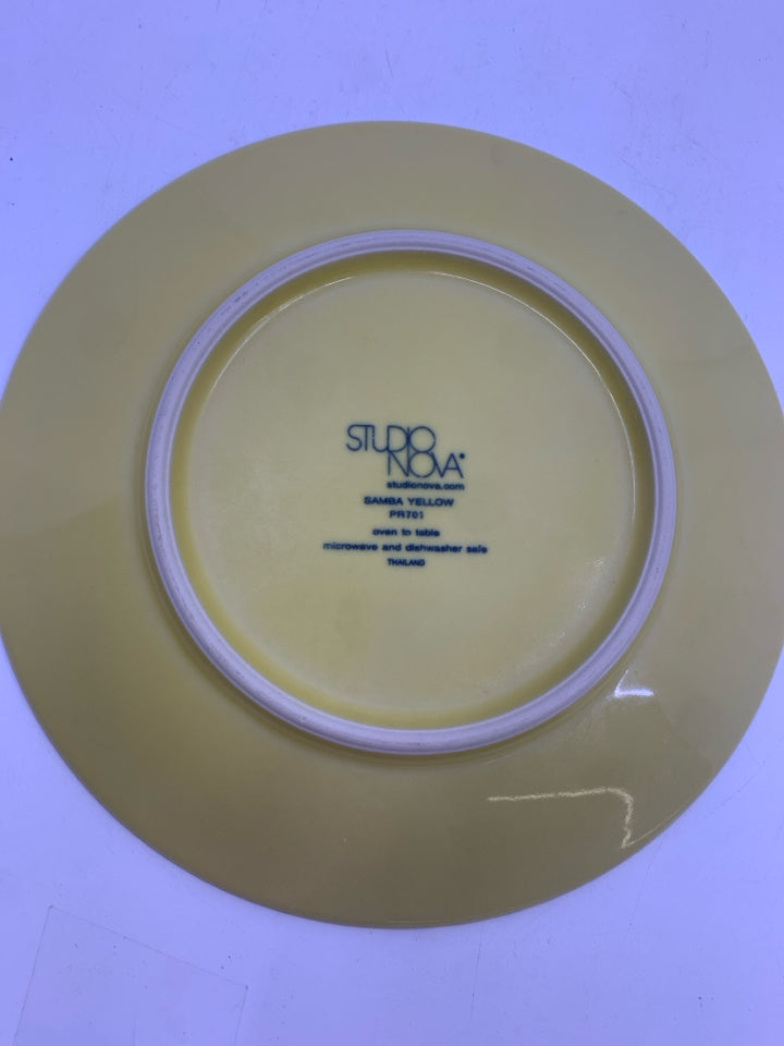 7 BRIGHT YELLOW PATTERN DESSERT PLATES.