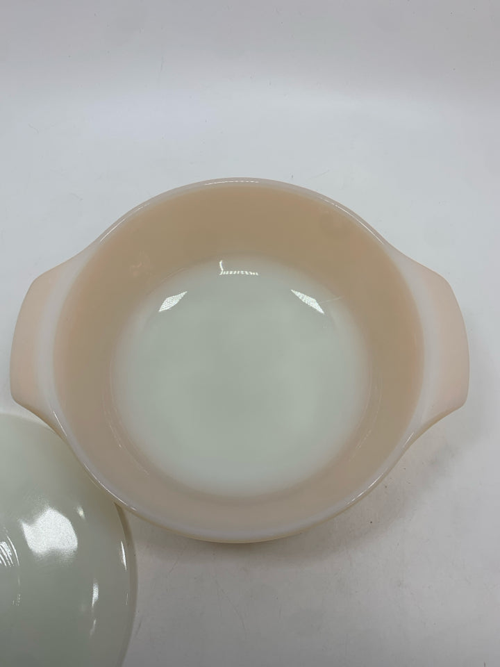 VTG PEACH LUSTER CASSEROLE DISH W/LID.