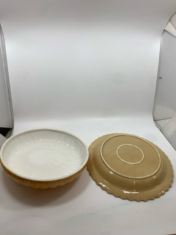 2PC PUMPKIN PIE DISH W/LID.