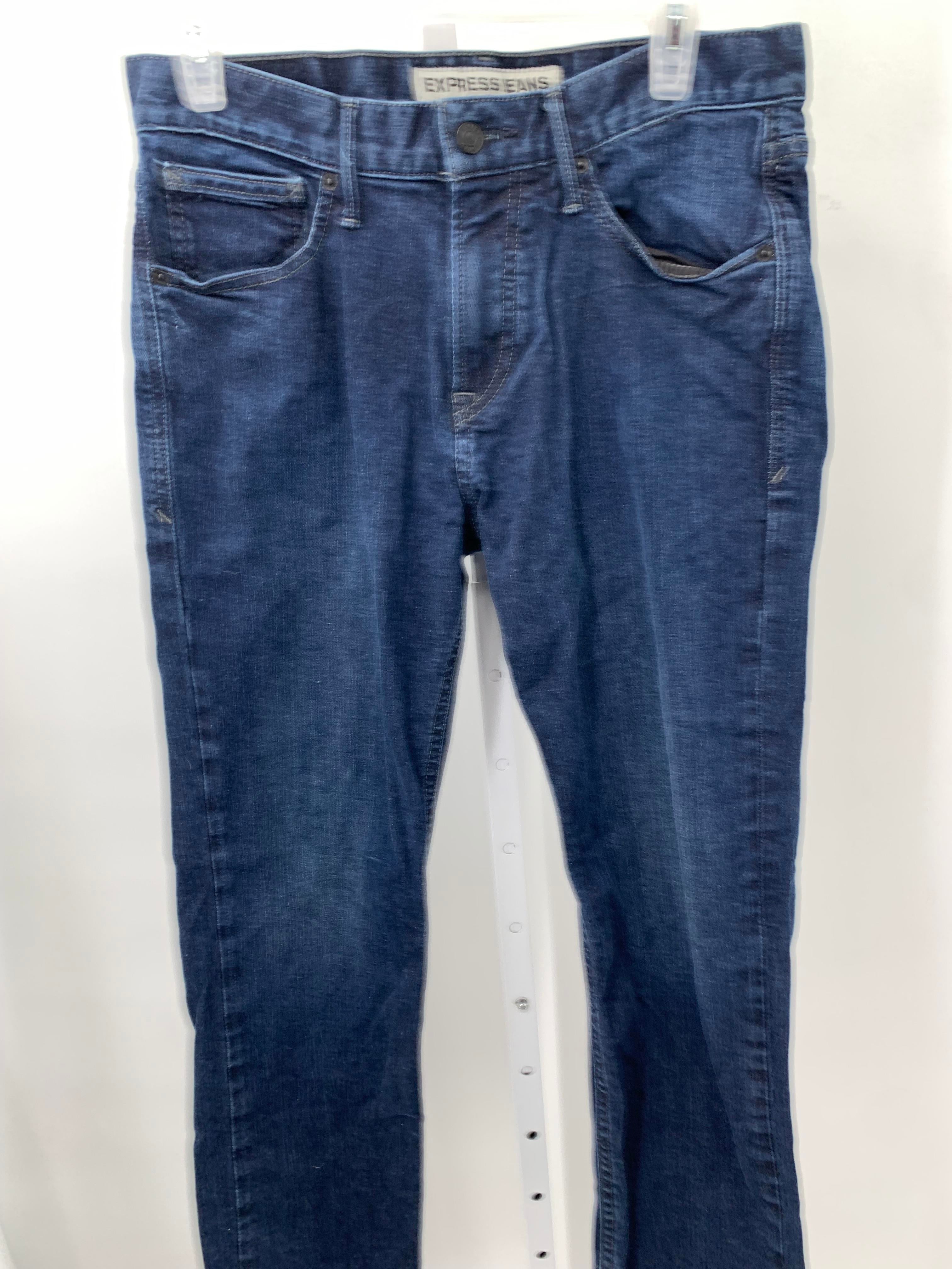 CLASSIC STRAIGHT FIT