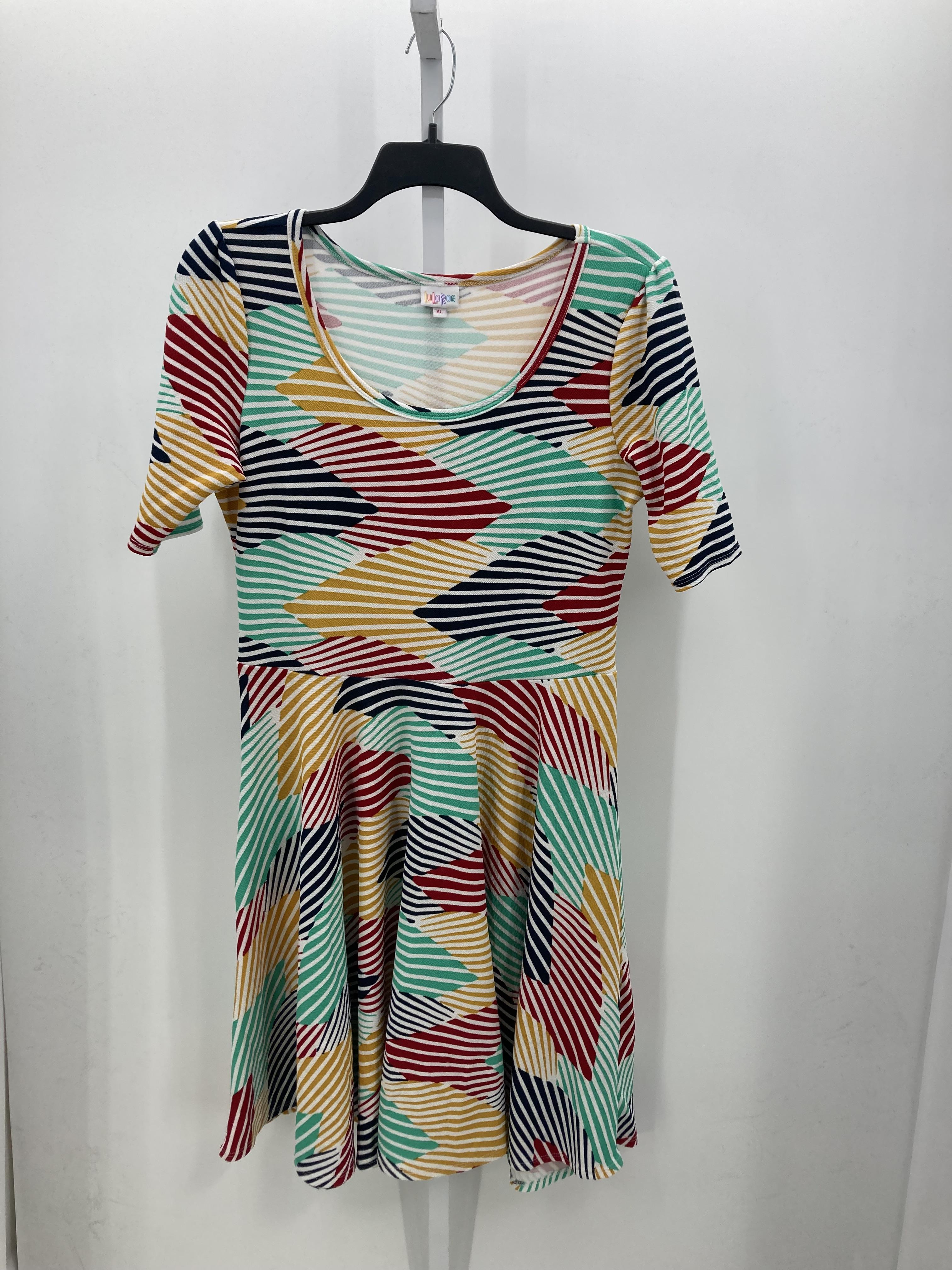 Lularoe Size Extra Large Misses Short Sleeve Dress