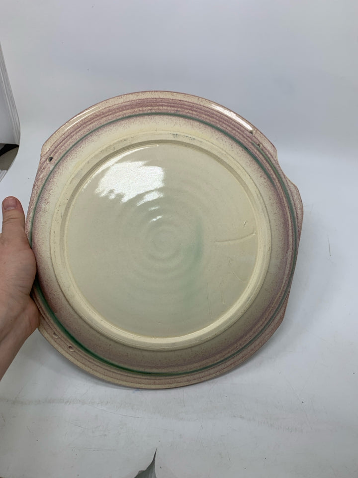 COLORFUL POTTERY PLATTER W/ DARK GREEN DETAILS.