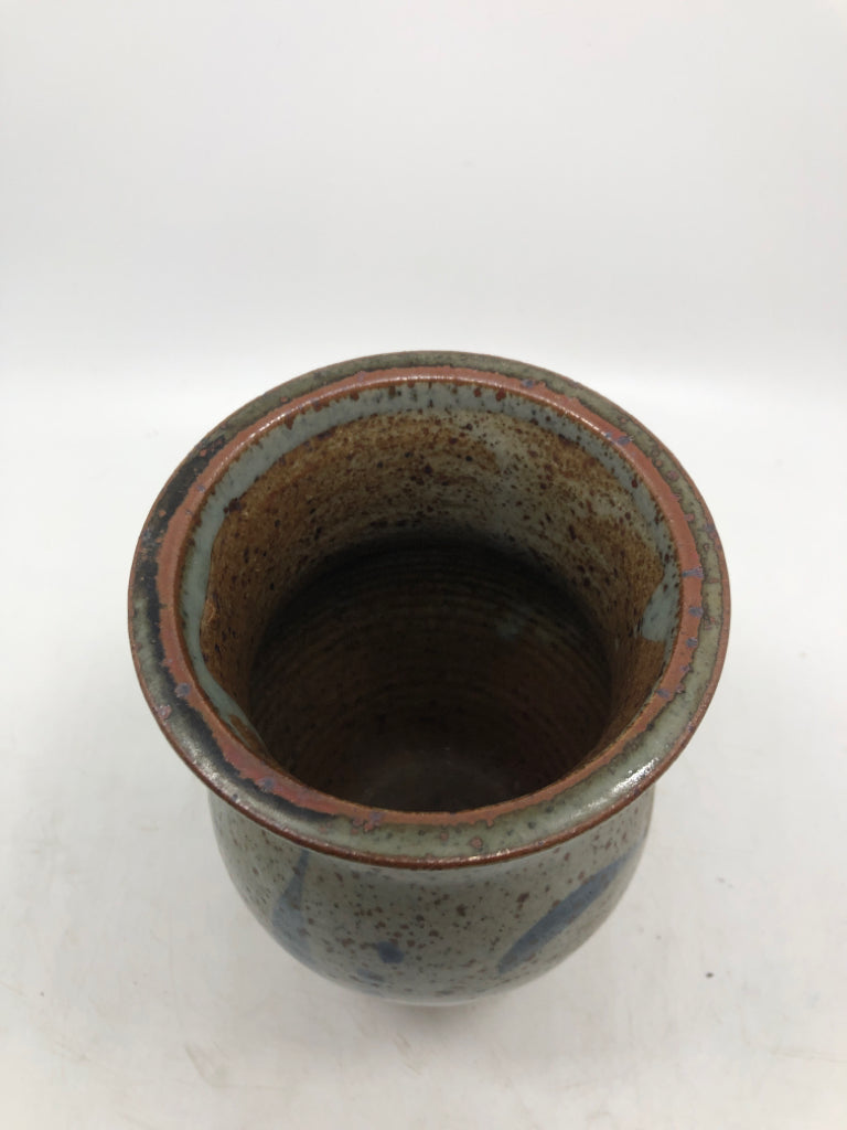 BLUE SPECKLED POTTERY VASE.
