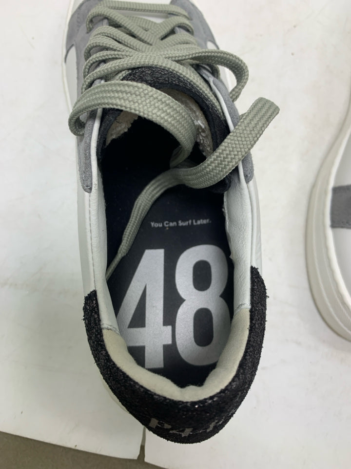 L Shoe Size 8 - 8.5 Ladies Athletic