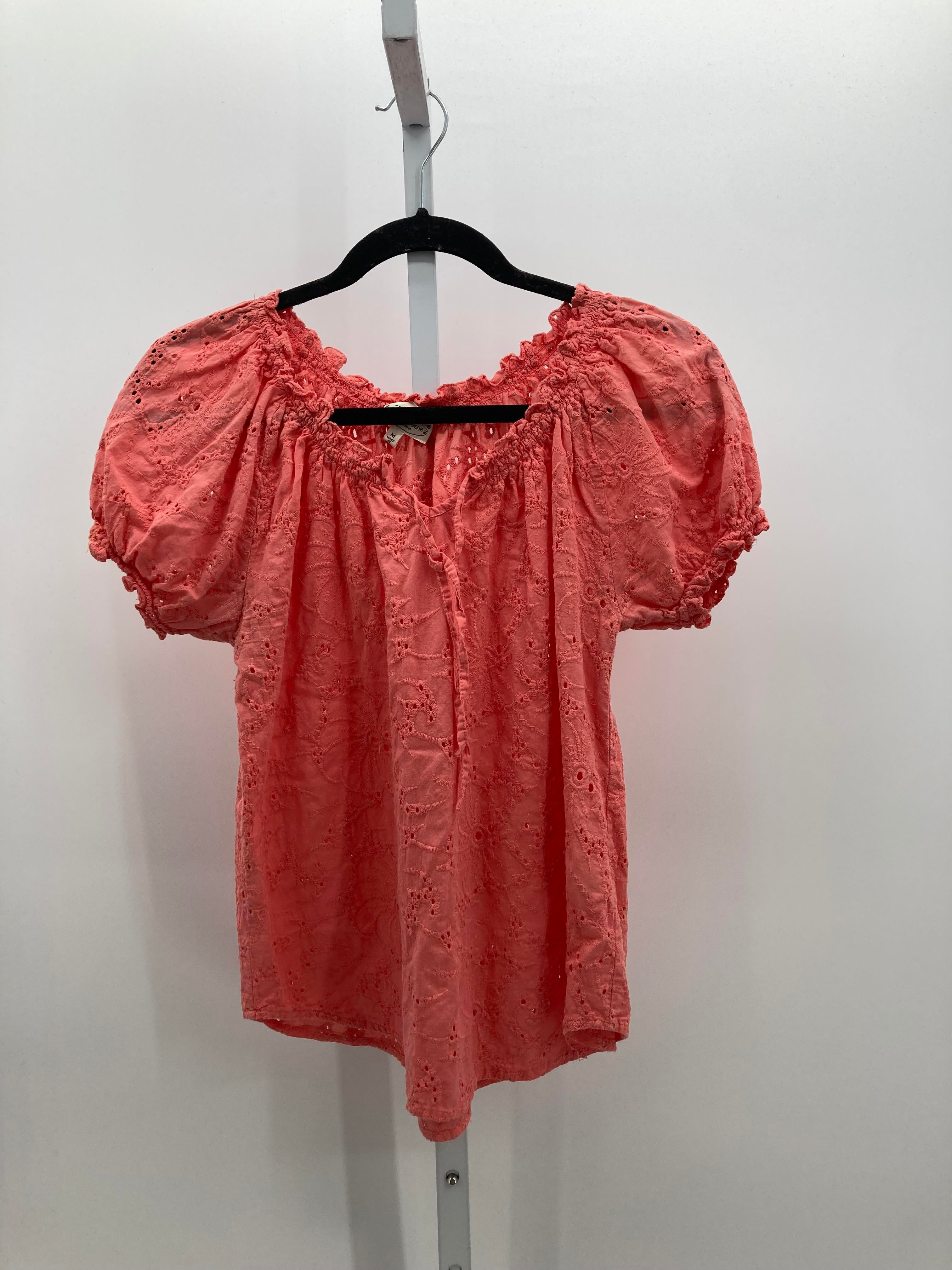Grand and Greene Size Medium Misses Short Sleeve Shirt