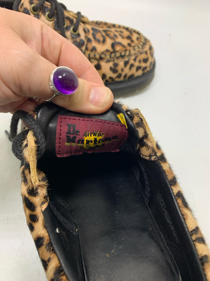 Dr Doc Martens Lowell Archive Leopard Shoes (Men-8, Wom-9)