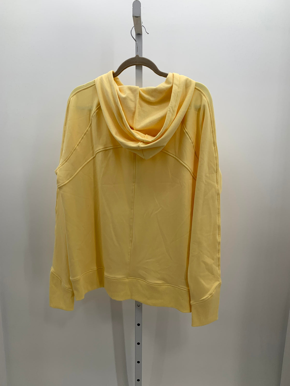 Size Extra Large Misses Long Sleeve Shirt