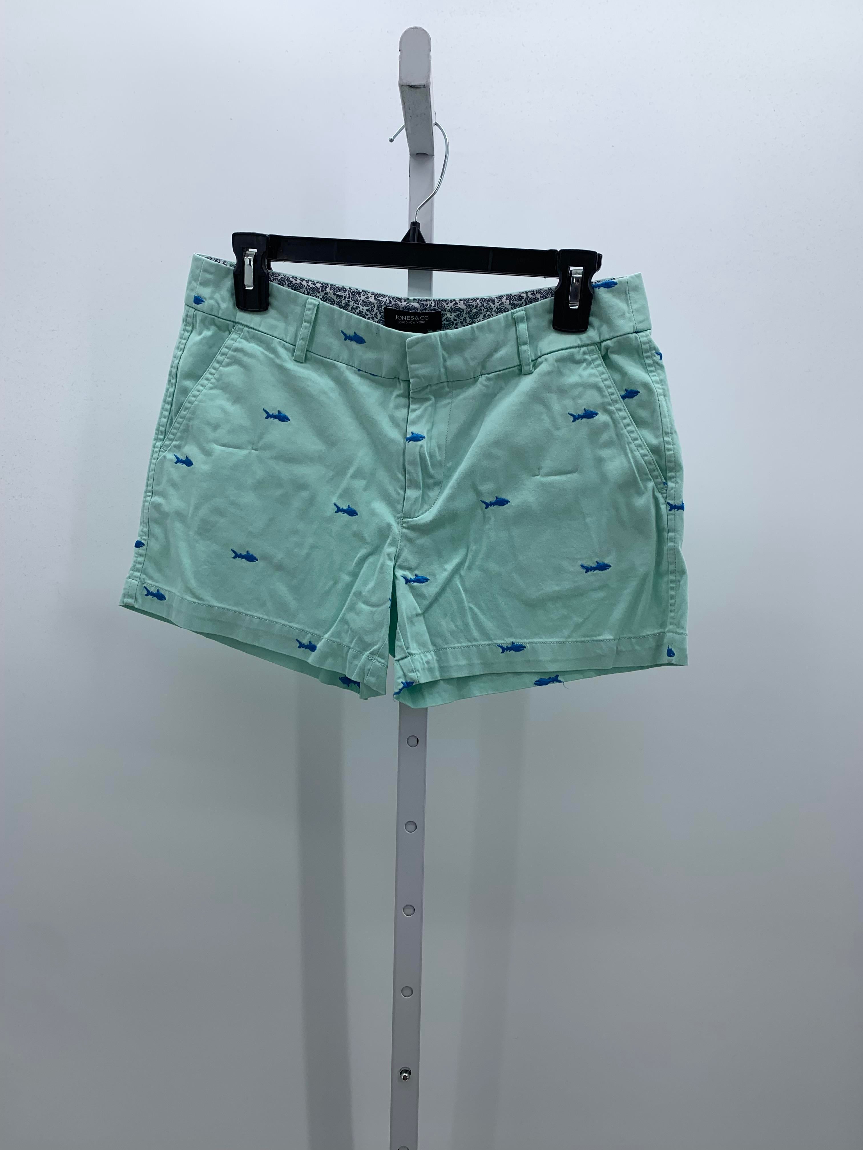 Jones & Co Size 4 Misses Shorts