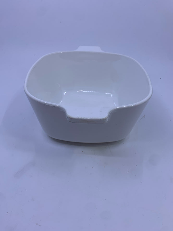 WHITE CASSEROLE DISH WITH BLUE FLORAL.
