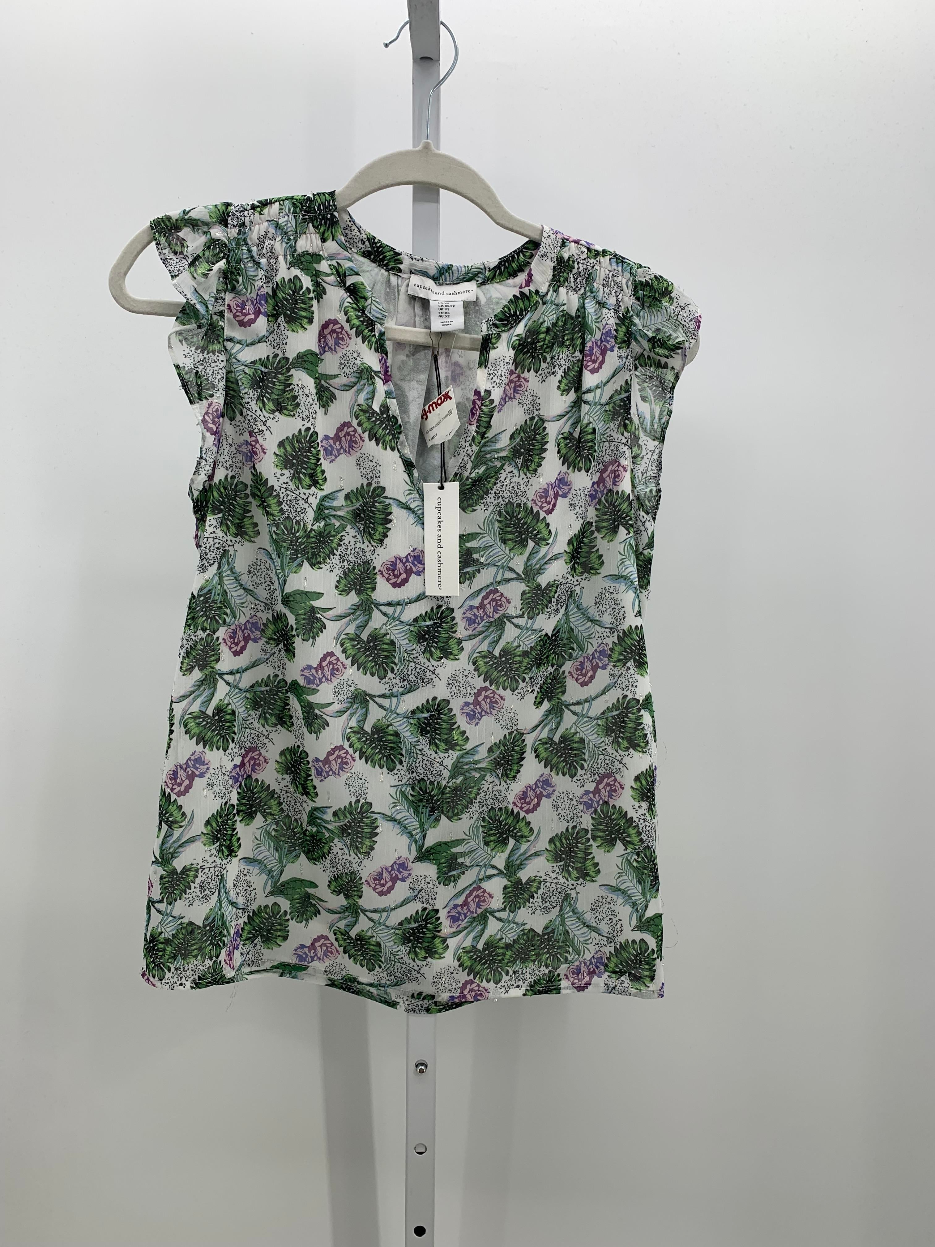 Size X Small Misses Sleeveless Shirt