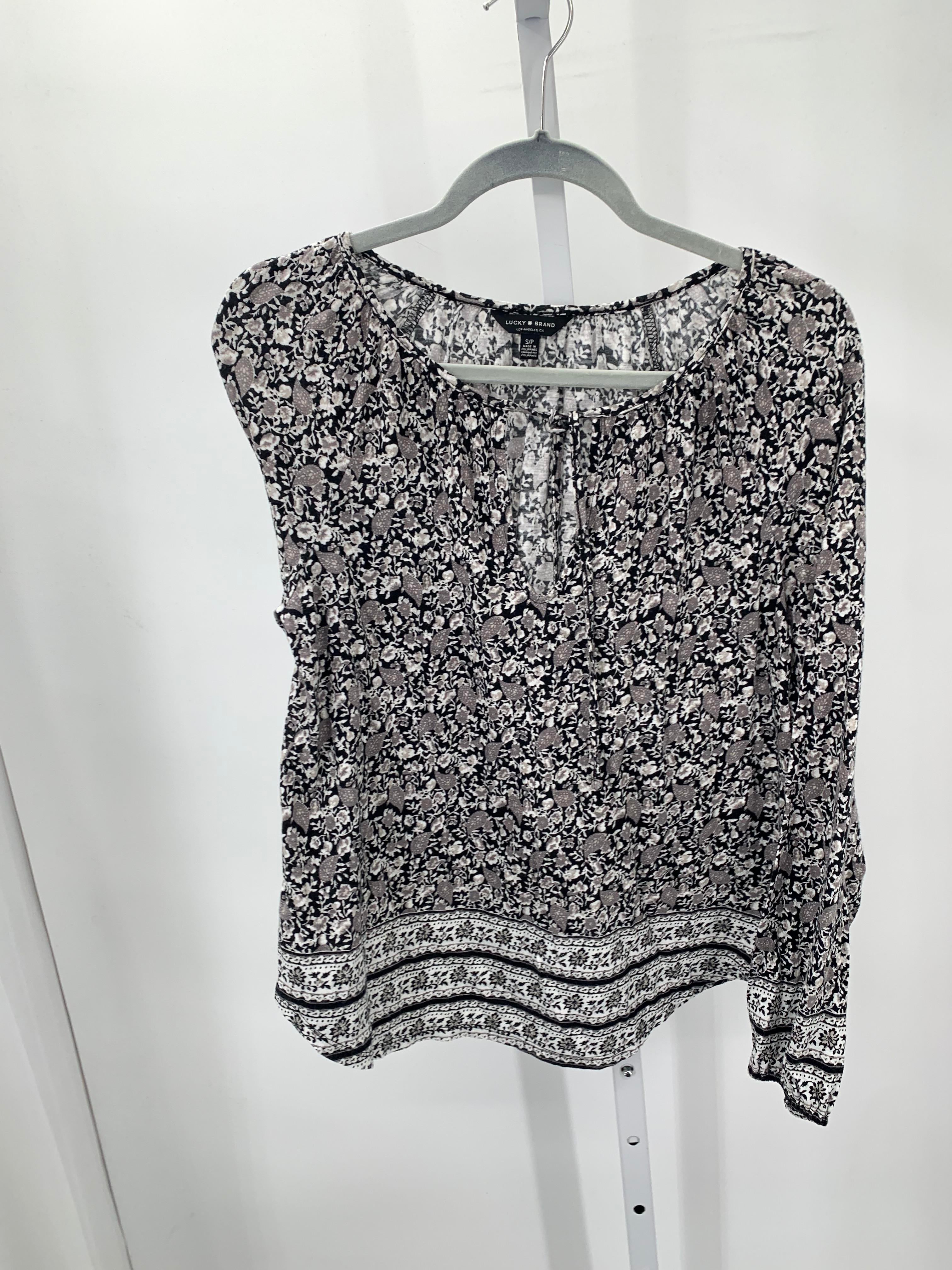 Lucky Brand Size Small Misses Long Sleeve Shirt