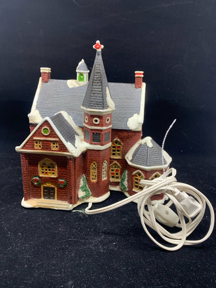 RED CERAMIC LIGHT UP HOUSE.