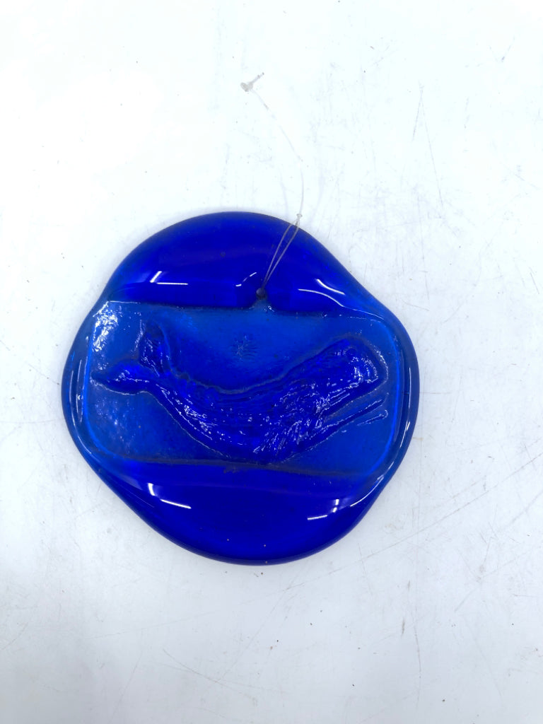 BLUE GLASS WHALE WALL HANGING.