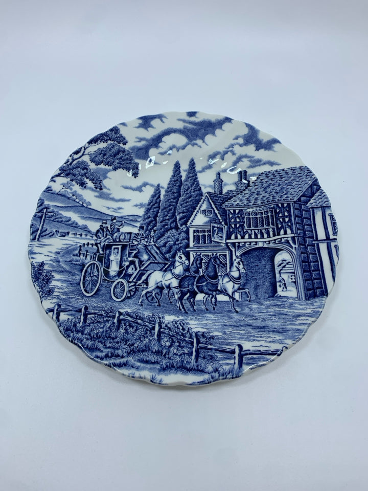 4 VTG BLUE HORSE-DRAWN CARRIAGE SALAD PLATES.