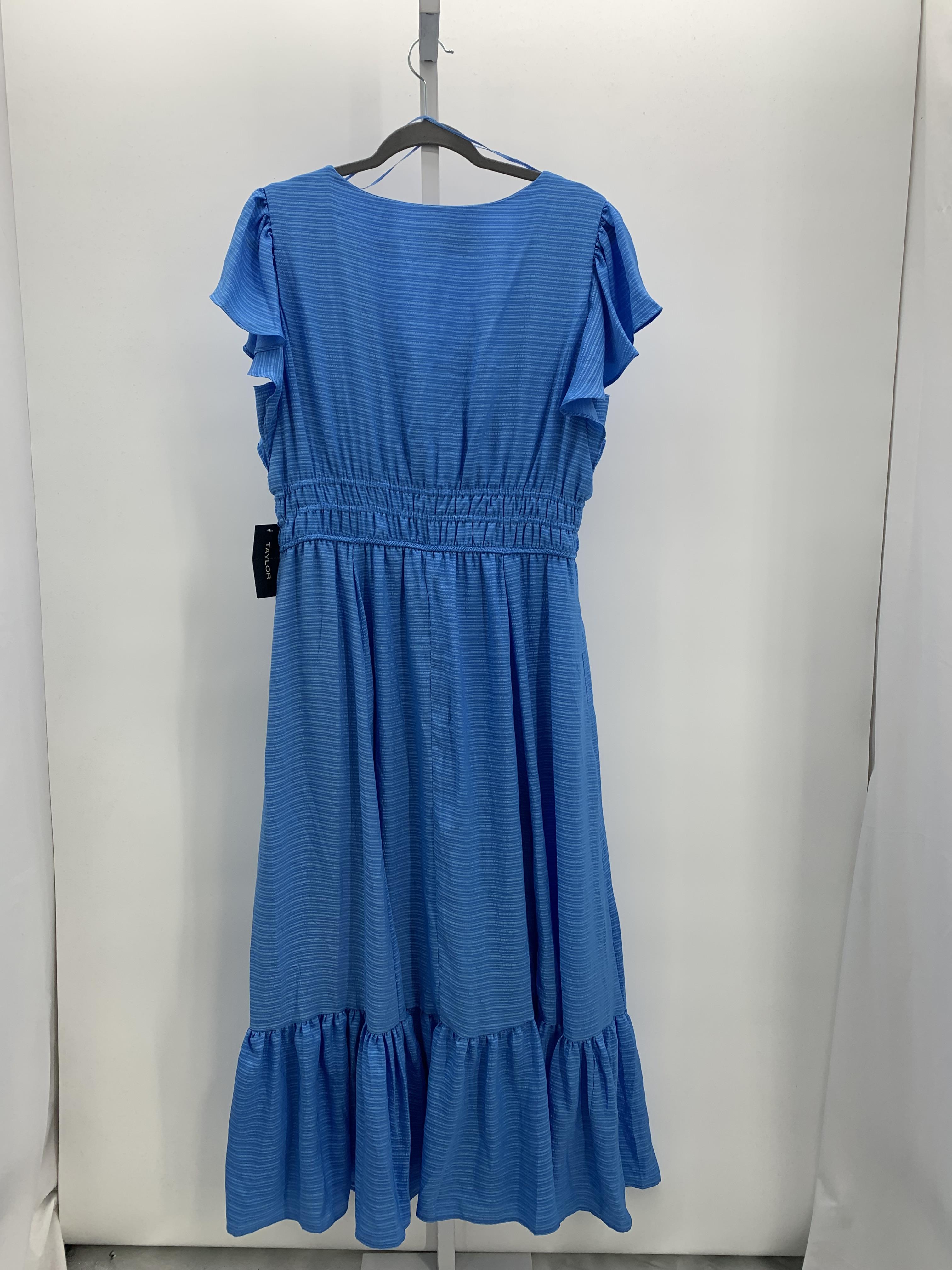 Size 14 Misses Short Sleeve Dress